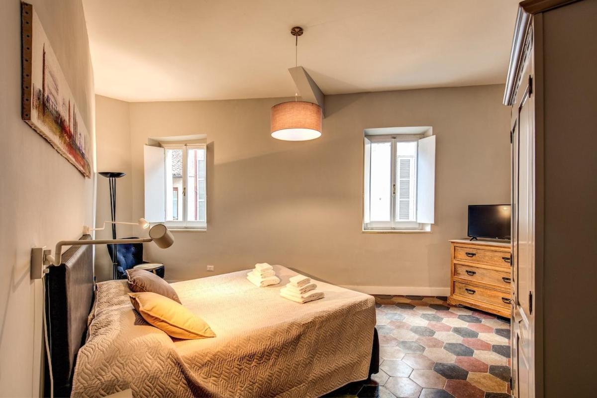 Campo Di Fiori 2 Bedroom Int 4 Rom