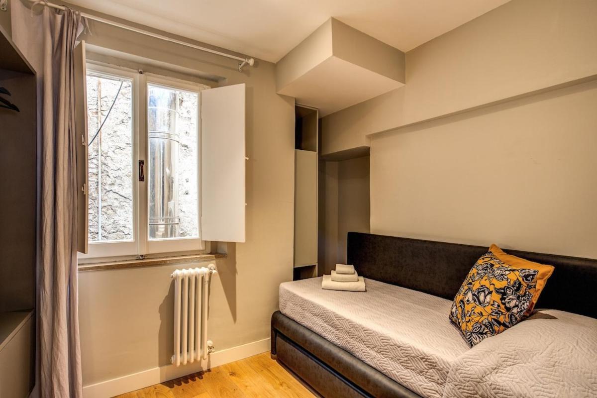 Apartment Campo Di Fiori 2 Bedroom Int 4 Rom