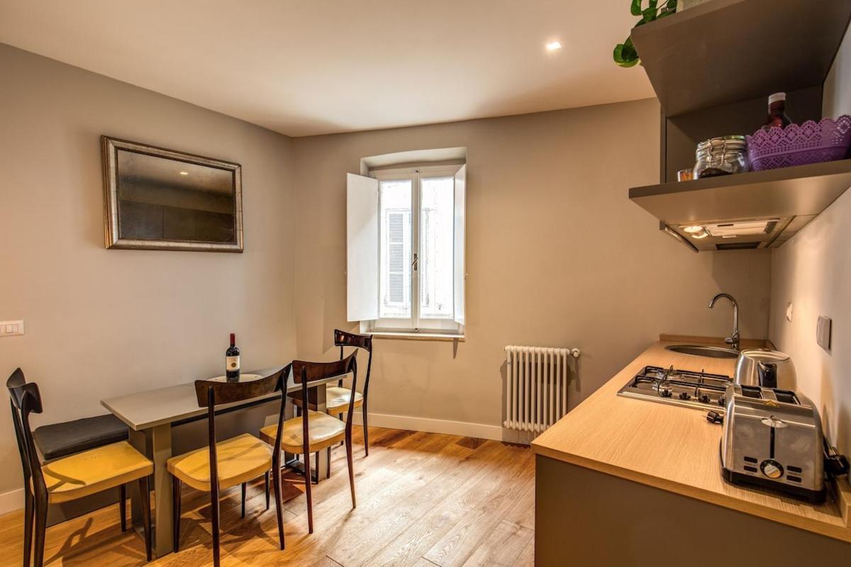 Campo Di Fiori 2 Bedroom Int 4 Apartment Rom